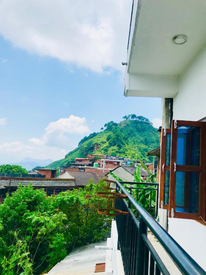 Shristi Hotel & Lodge Bandipur Bagian luar foto