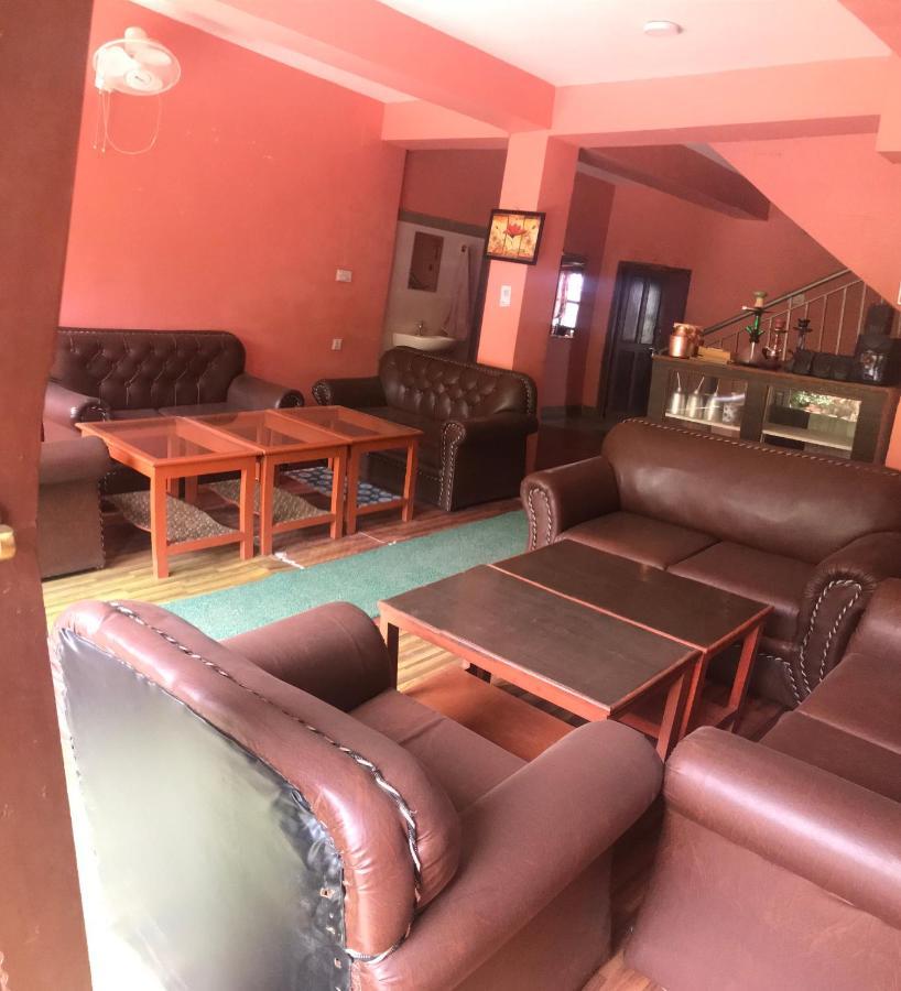 Shristi Hotel & Lodge Bandipur Bagian luar foto